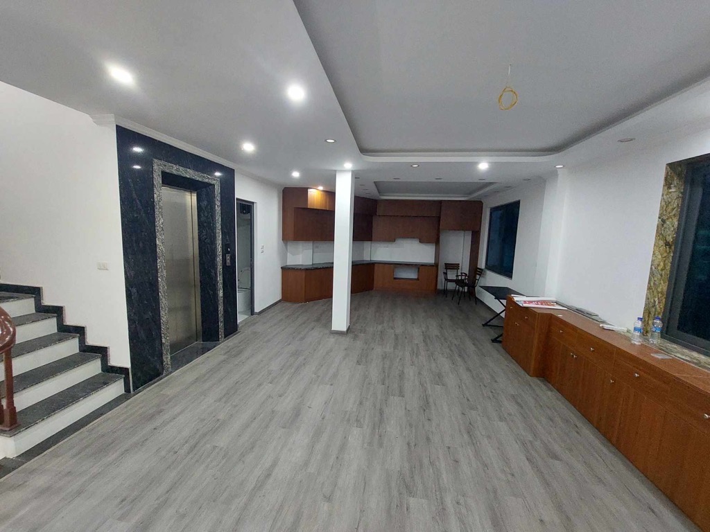 B.Á.N NHÀ VŨ TRỌNG PHỤNG, THANH XUÂN, 8 TẦNG MẶT TIỀN 9.7M  - KINH DOANH HOMESTAY